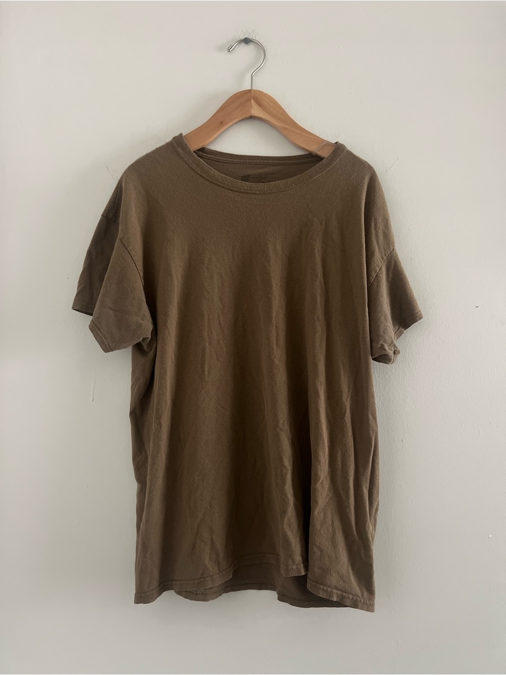 Hanes Brown Short Sleeve Crewneck T-Shirt Pre Loved Sz M Oversized